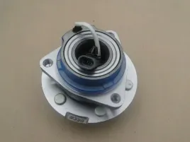 piasta-tylna-cadillac-srx-2004-2009