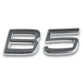volvo-xc40-xc60-xc90-ii-emblemat-b5-na-tylna-klape-32274134