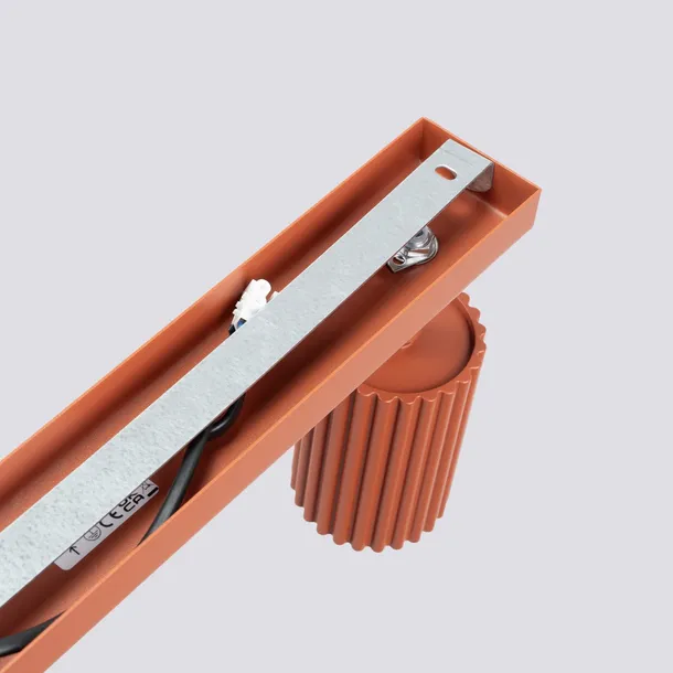 plafon-sufitowy-karbon-3l-aluminiowy-3x-gu10-czerwony-do-salonu-sollux-styl-minimalistyczny