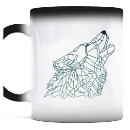 kubek-magiczny-do-kawy-wilk-geometryczny-linie-kontur-natura-styl