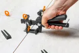 pistolet-do-systemu-poziomowania-marka-neo