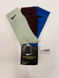 kolorowe-dlugie-skarpery-nike-rozmiar-38-42-trzy-pary-11995-w15