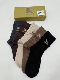 dlugie-cieple-skarpety-burberry-rozmiar-39-42-piec-par-12014-w3