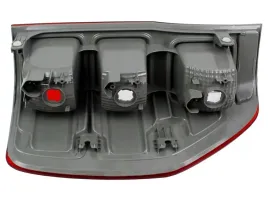 lampa-tylna-prawa-ford-ranger-depo-nowa-pekniety-naroznik
