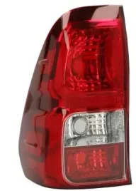 lampa-toyota-hilux-viii-15-tyl-lewa