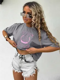 t-shirt-by-me-laur-szary