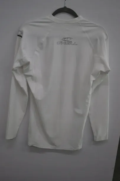 koszulka-oneill-basic-skins-l-s-rash-guard-white-l-linia-plus-size-duze-rozmiary