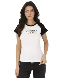 t-shirt-damski-bawelniany-z-kontrastowymi-rekawami-prazkowany