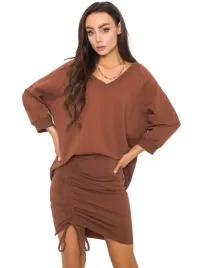 luzna-wygodna-bluza-damska-dekolt-w-serek-s-m