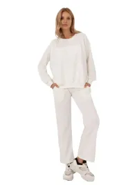 komplet-dresowy-dres-z-naszywka-bluza-damska-spodnie