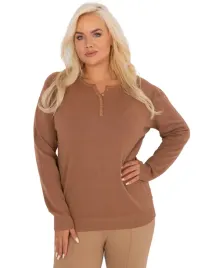 wygodny-sweter-plus-size-damski-z-guzikami