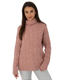 sweter-golf-damski-o-kroju-oversize-w-warkocze
