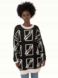 sweter-damski-luzny-wygodny-z-nadrukiem