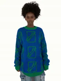 sweter-damski-luzny-wygodny-z-nadrukiem