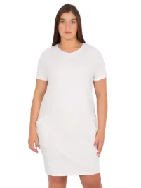sukienka-damska-plus-size-prosta-przed-kolano