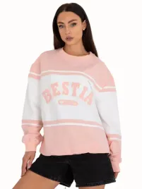 dresowa-bluza-damska-bez-kaptura-z-naszywkami