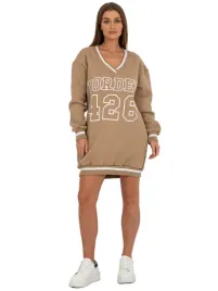 dluga-bluza-damska-dresowa-z-nadrukiem-w-serek