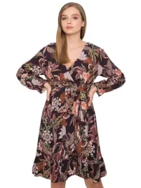 sukienka-kobieca-we-wzory-dekolt-v-boho