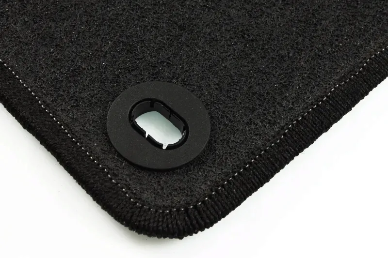 ford-c-max-ii-2010-2012-dywaniki-basic-carmat-stan-nowy