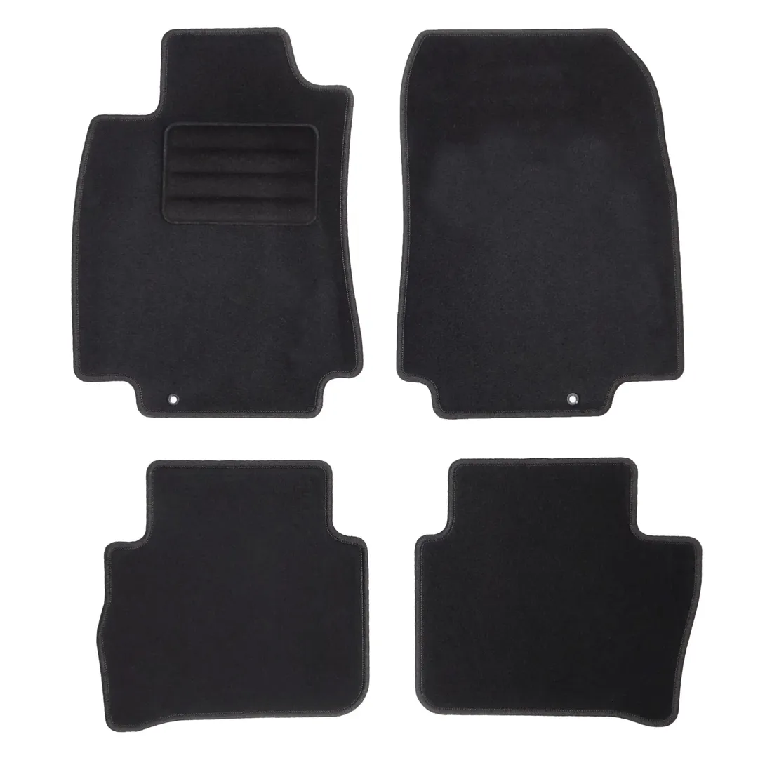 nissan-tiida-c11-2007-2012-dywaniki-basic-carmat