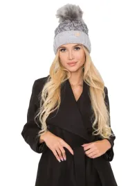 ocieplana-czapka-zimowa-damska-beanie-z-pomponem