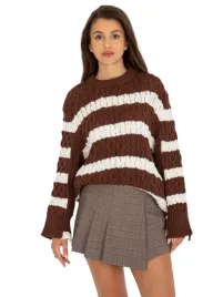 dzianinowy-sweter-damski-oversize-w-warkocze