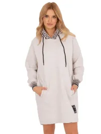 sukienka-damska-dresowa-o-kroju-oversize-z-kapturem