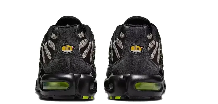 nike-air-max-plus-utility-40-kolor-czarny