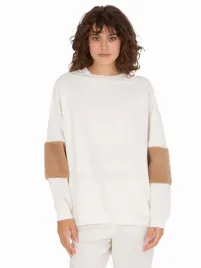 bluza-damska-oversize-z-futrzanymi-wstawkami-na-rekawach