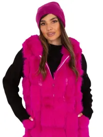 stylowa-modna-czapka-zimowa-damska-z-aplikacja-beanie