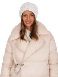 stylowa-modna-czapka-zimowa-damska-z-aplikacja-beanie