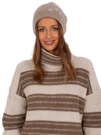 modna-czapka-zimowa-z-dodatkiem-kaszmiru-beanie