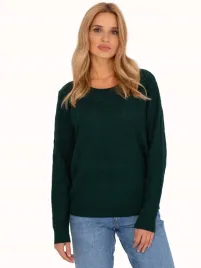 sweter-damski-klasyczny-z-urozmaicona-faktura