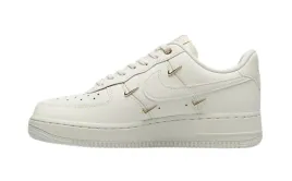 nike-air-force-1-07-lx-cn-45