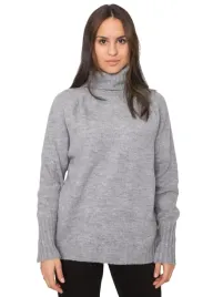 sweter-damski-z-golfem-na-zime-akryl