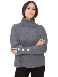 sweter-damski-z-golfem-guziki-na-co-dzien