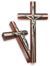 krzyz-drewniany-piekny-brazowy-ozdobny-wiszacy-na-sciane-16-cm