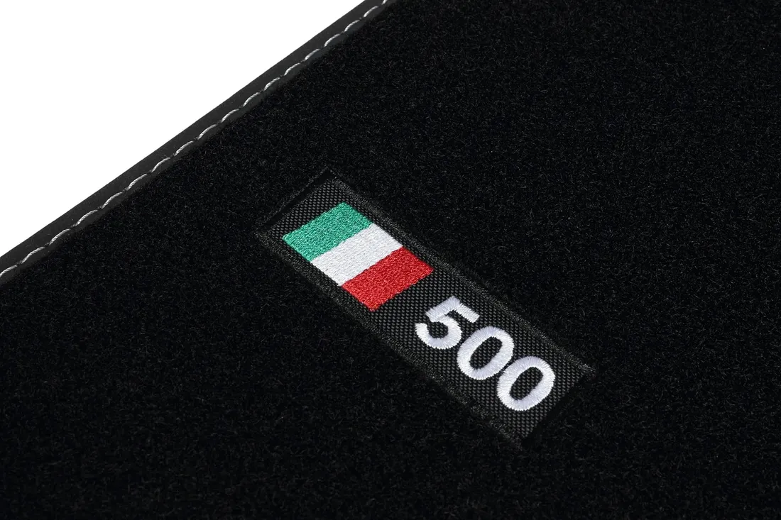 fiat-500-2007-dywaniki-logo-carmat