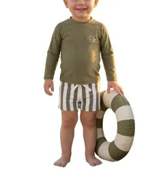 stroj-kapielowy-dwuczesciowy-chlopiecy-ochrona-uv-upf50-116-122-oliwkowy