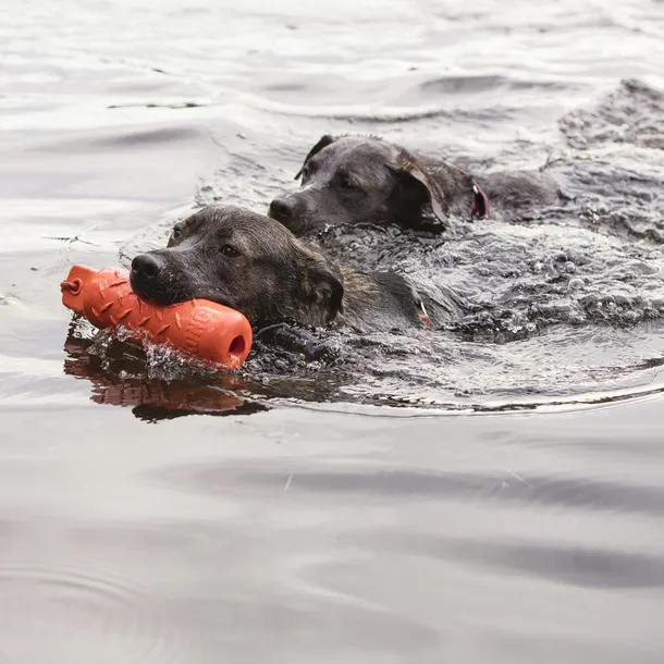 kong-training-dummy-large-plywajacy-aport-marka-kong