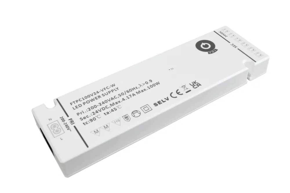 24v-4-17a-c8-input-socket-output-connectors-built-in-connectors-l814-l8-stan-nowy