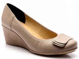 czolenka-damskie-na-koturnie-skorzane-bezowe-venetto-580