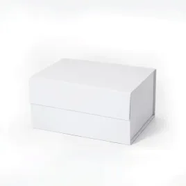 pudelko-magnetyczne-biale-b6-200x150x100-mm-zew-karton-ozdobny-na-prezent