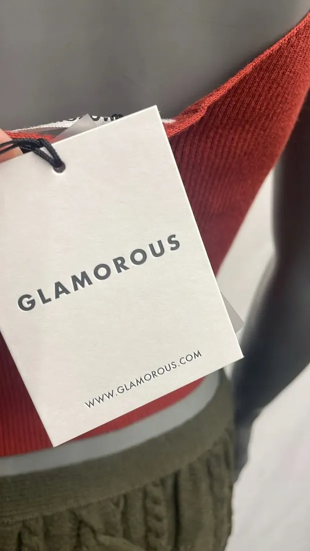 top-glamorous-roz-42