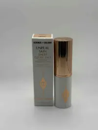charlotte-tilbury-unreal-skin-sheer-glow-tint-6-medium
