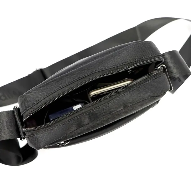 greg57673-marka-pierre-cardin