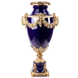 granatowa-porcelanowa-amfora-urna-wazon-porcelana-braz-zdobienia