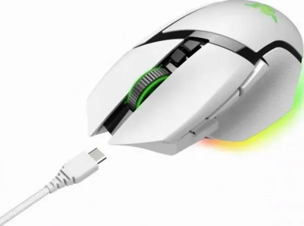 razer-basilisk-v3-pro-white-stan-nowy