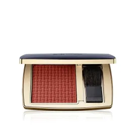roz-prasowany-estee-lauder-sculpting-blush-eccentric-amber-7g