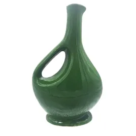 recznie-robiony-zielony-dzbanek-ceramiczny-unikalny-akcent-do-domu
